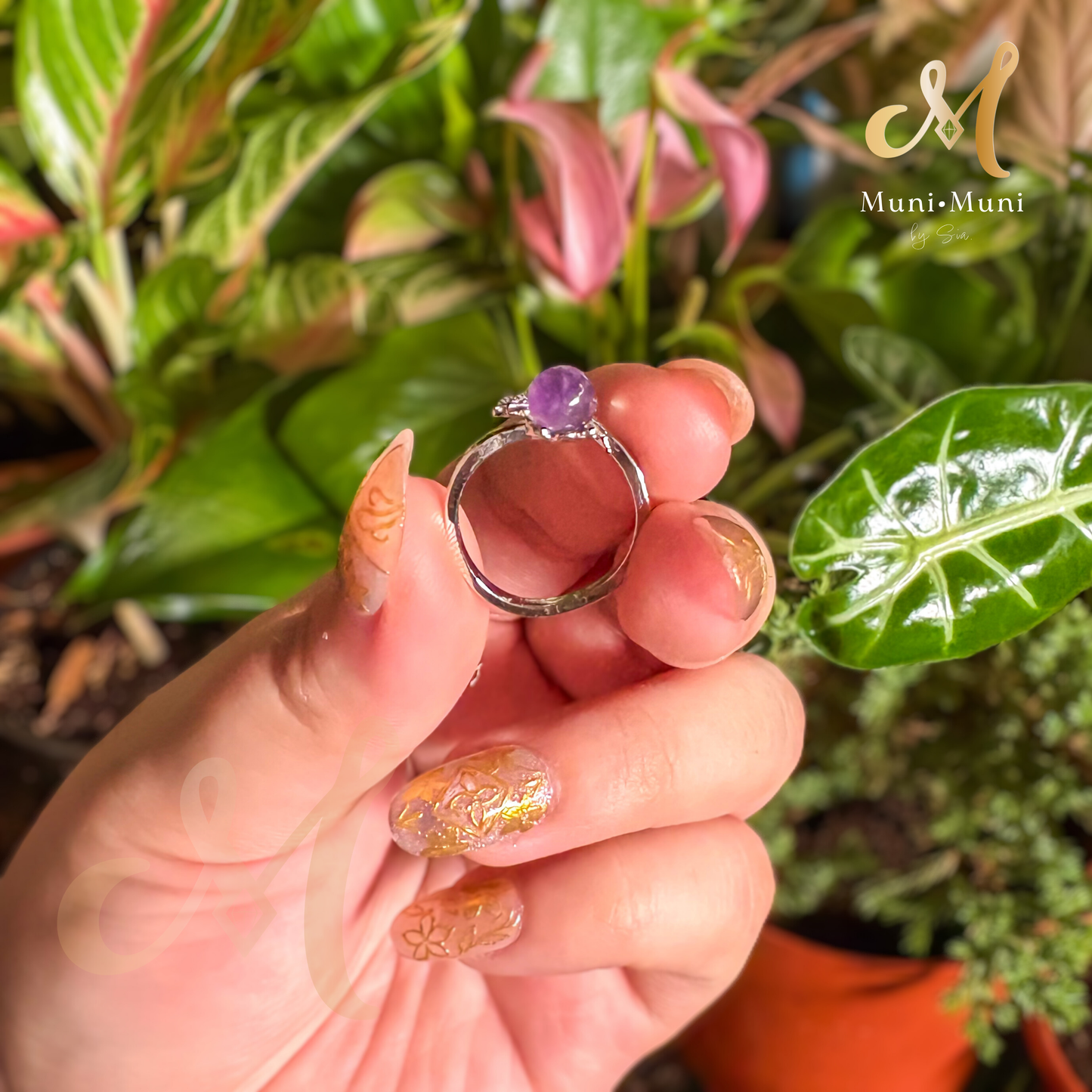 Amethyst Bow-Style in Silver-Plated Ring
