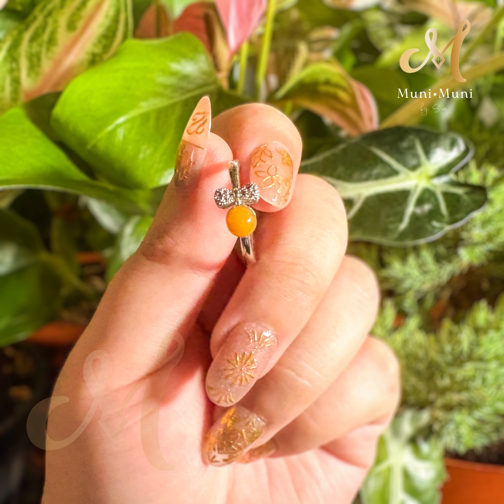 Baltic Amber with Bow Design in Silver-Plated Ring