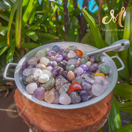 Mini Moons and Chunky Hearts Crystal Scoop