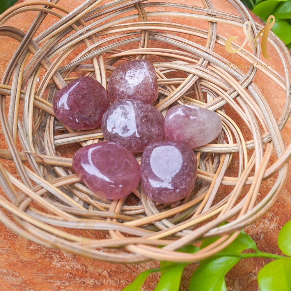 Strawberry Quartz Tumbled Crystal