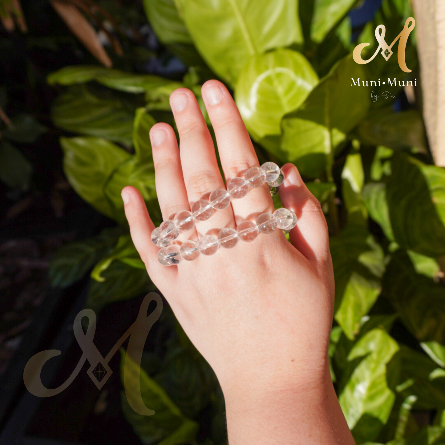 Clear Quartz: Top Quality 10mm Bracelet