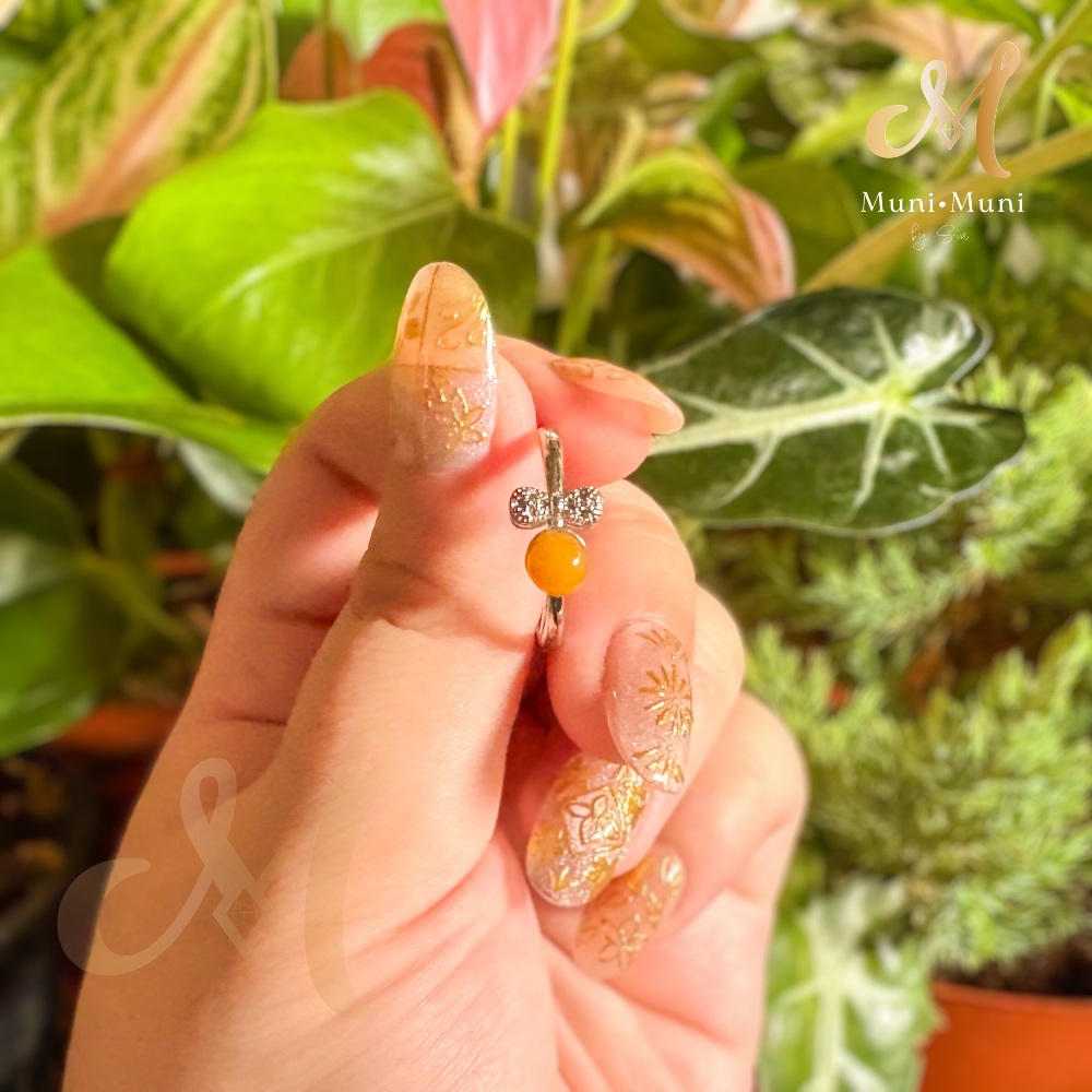 Baltic Amber with Bow Design in Silver-Plated Ring