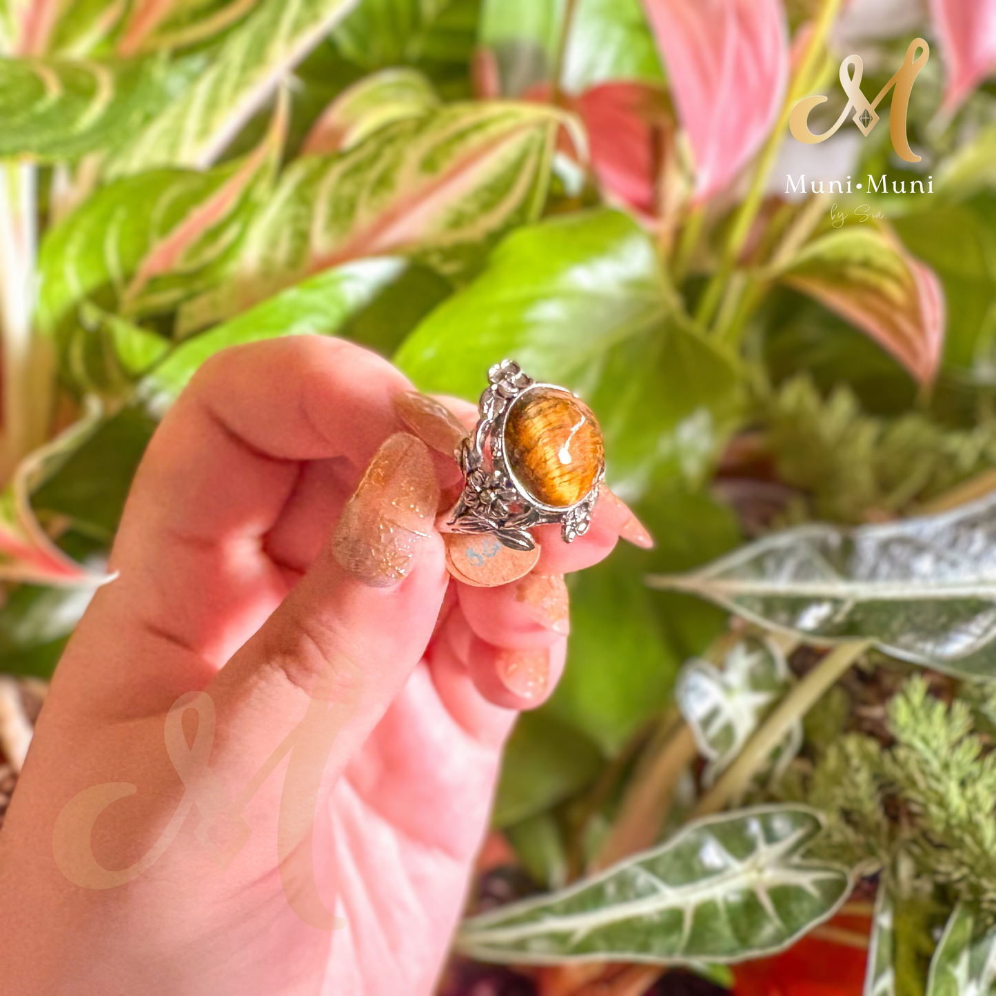 Tiger’s Eye Round Cut Floral Vintage Style in Silver Plated Ring