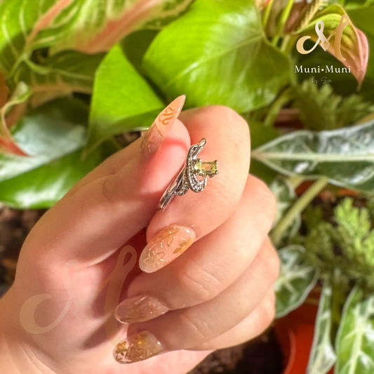 Peridot Rectangle Cut in Silver-Plated Ring