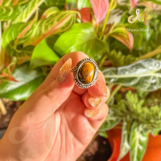 Tiger’s Eye Oval Cut Vintage Style in Silver-Plated Ring