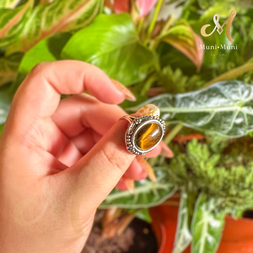 Tiger’s Eye Oval Cut Vintage Style in Silver-Plated Ring