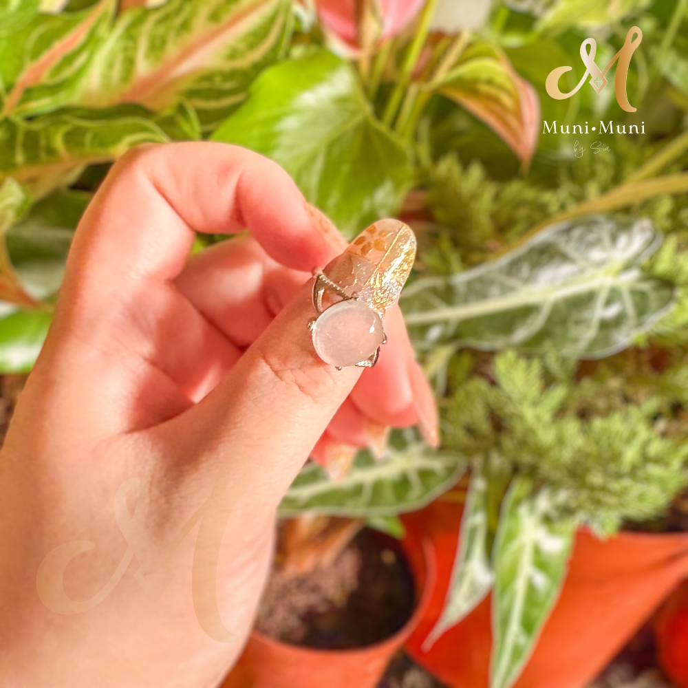 Clear Quartz Oval Cut in Silver-Plated Ring