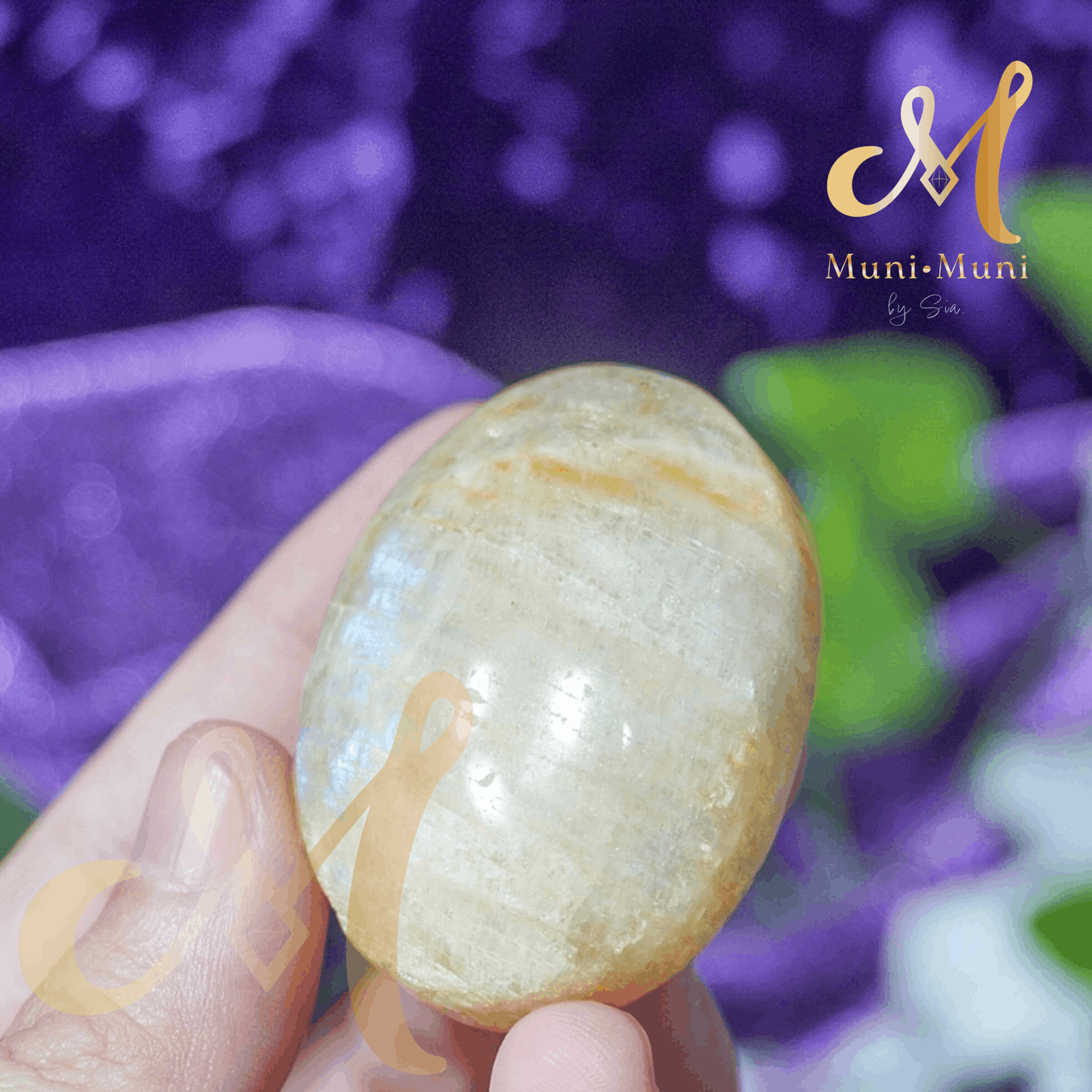 Peach Moonstone Natural Crystal Palm Stone
