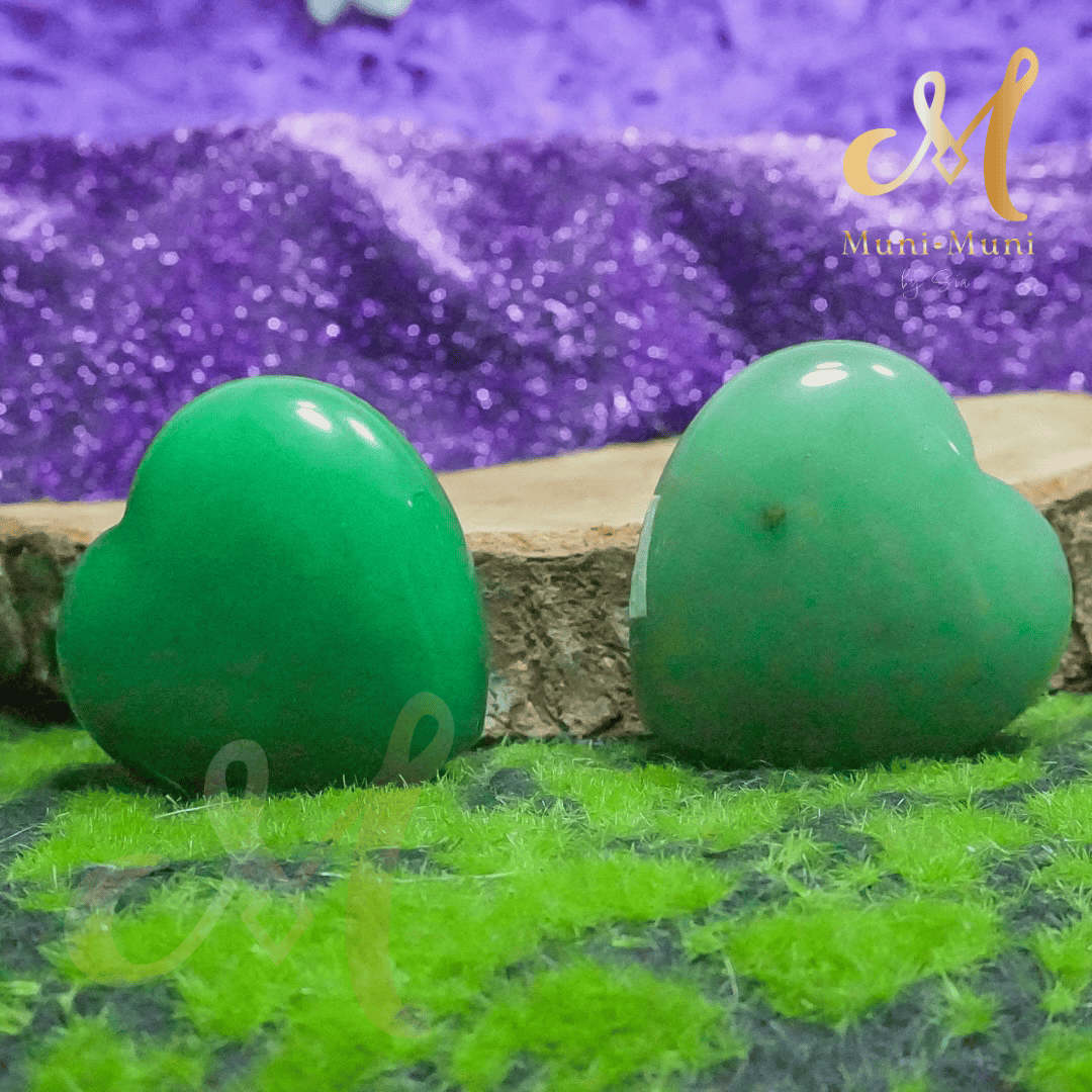 Green Aventurine Natural Crystal Heart Palm Stone