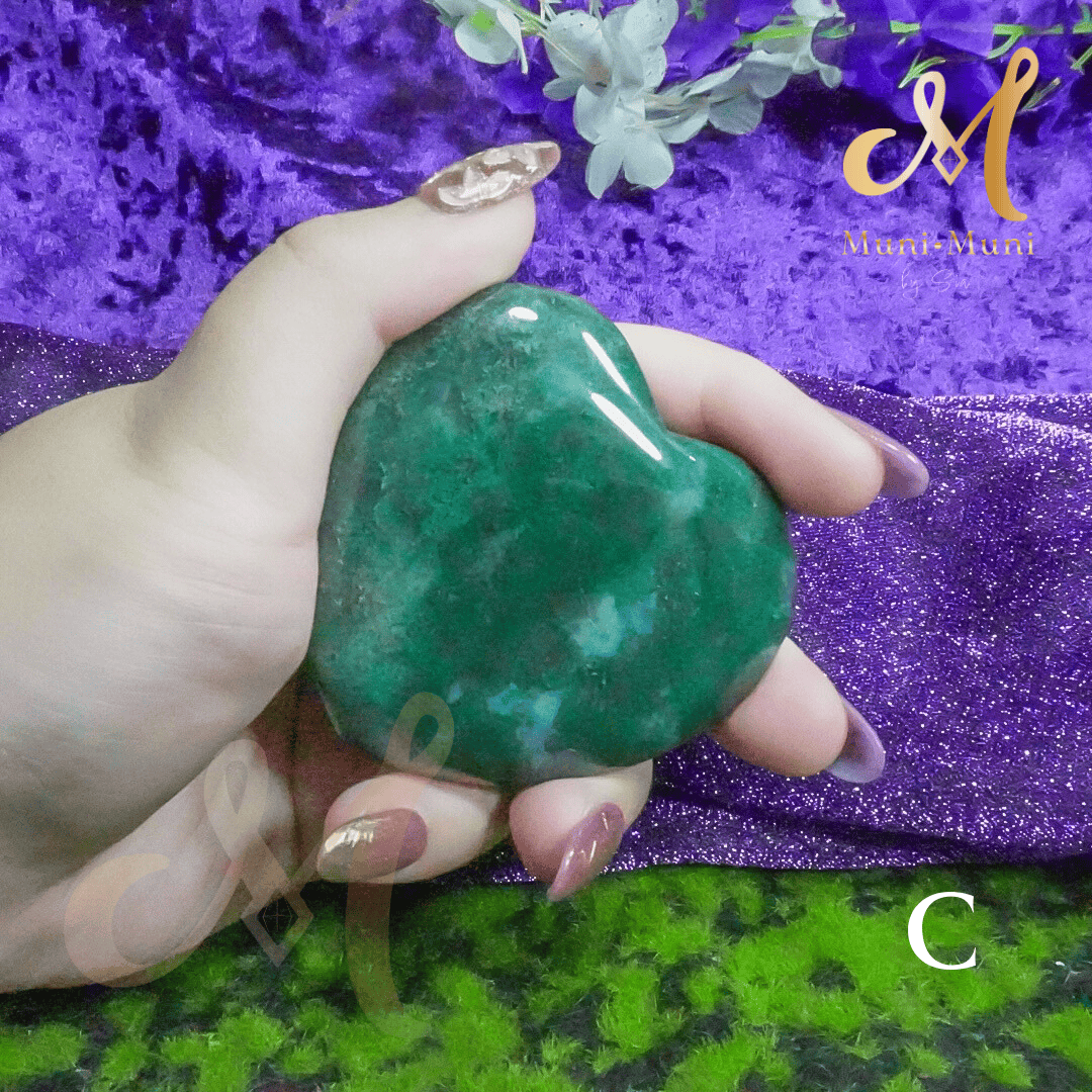 Moss Agate Natural Crystal Palm Stone